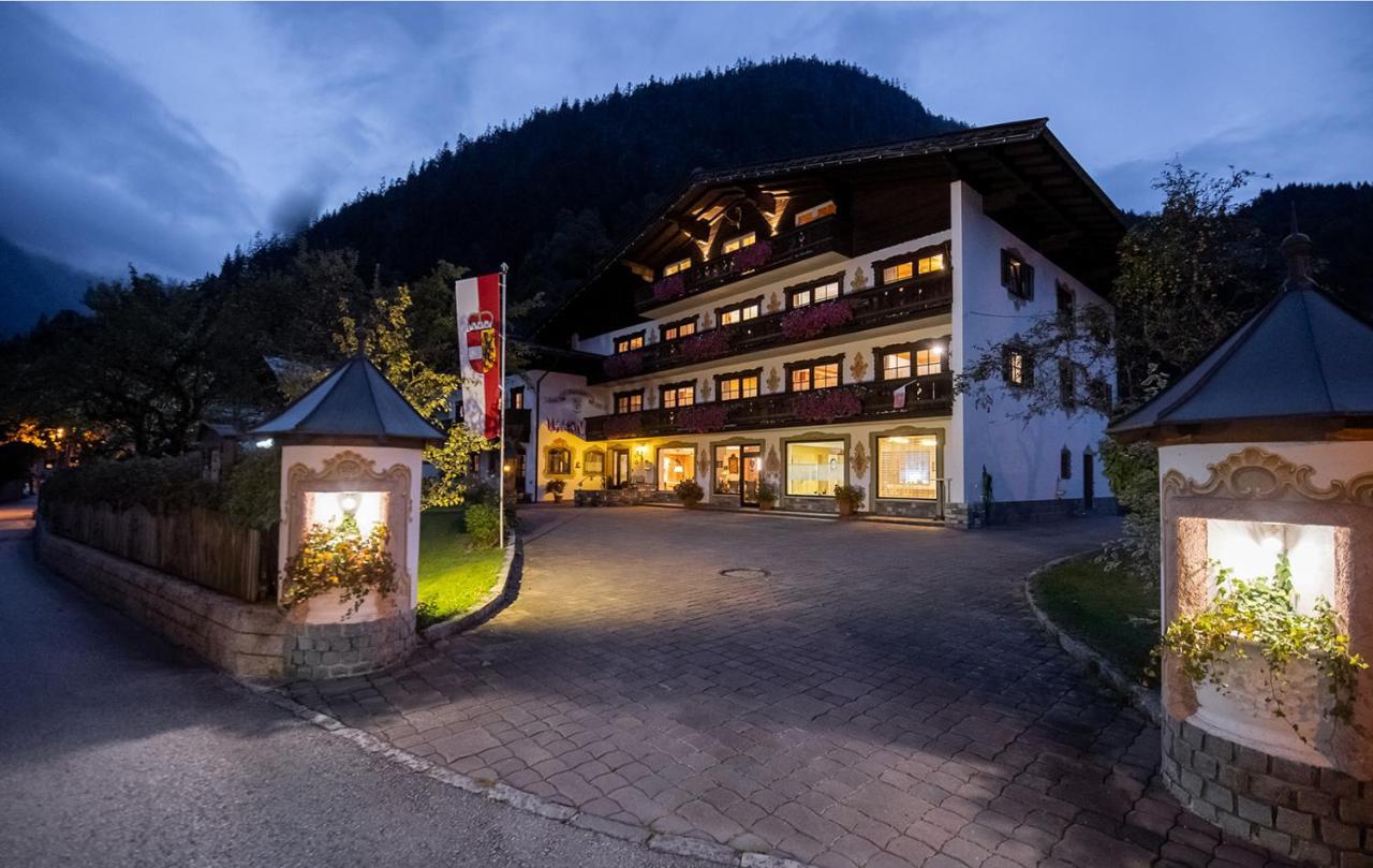 Bed and Breakfast Der Bräuschmied Lofer Exterior foto